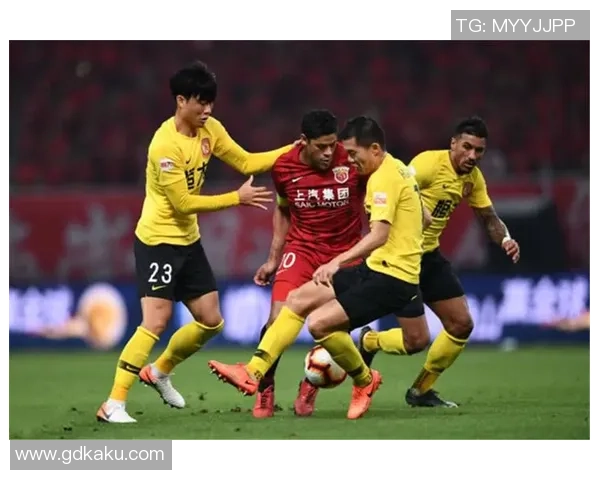 北京足球队节奏争议引发热议球迷与专家观点交锋分析